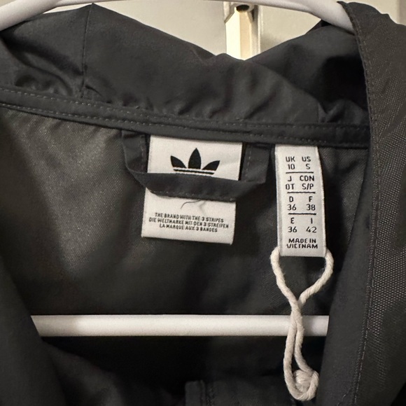 ADIDAS windbreaker pullover - Picture 5 of 5